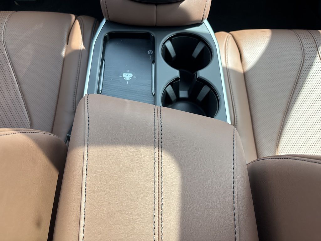 Thumbnail: 2026 Acura RDX - 25