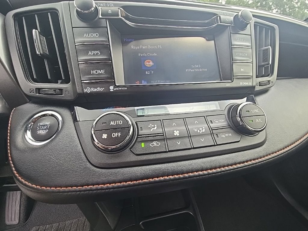 Thumbnail: 2016 Toyota RAV4 - 21