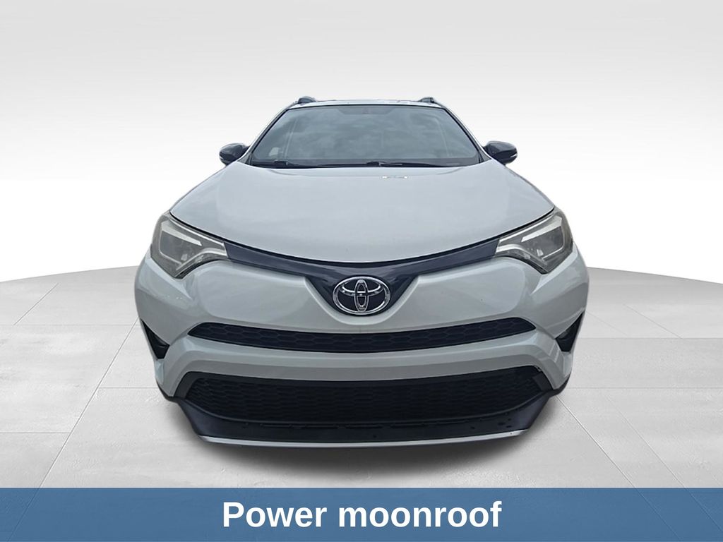 Thumbnail: 2016 Toyota RAV4 - 9
