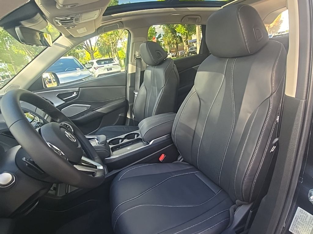 Thumbnail: 2026 Acura RDX - 26