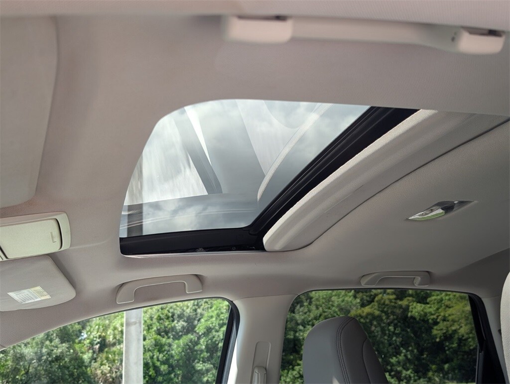 Thumbnail: 2016 Honda CR-V - 12