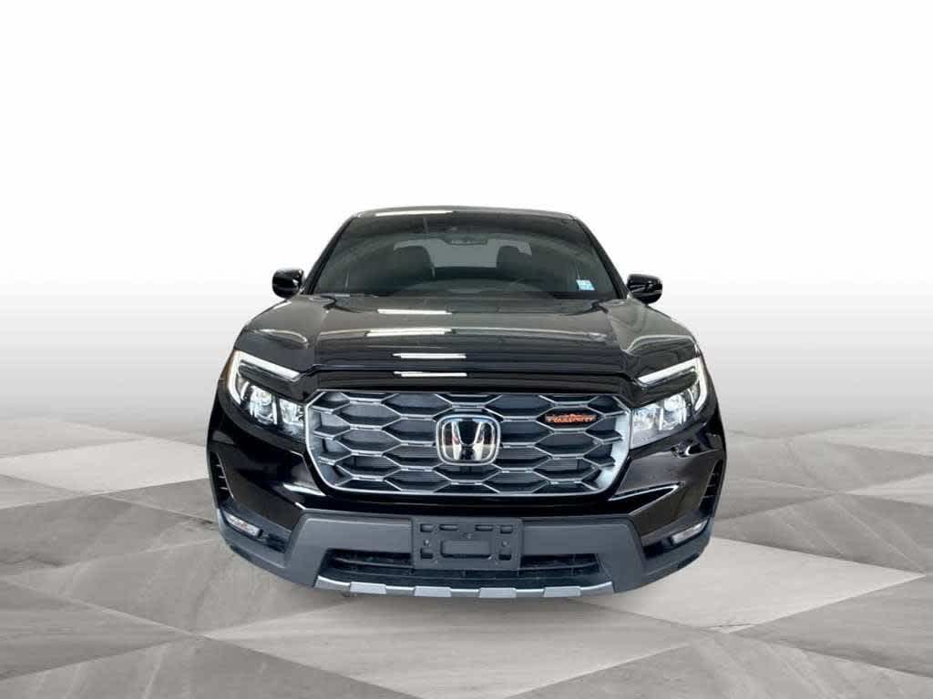 2025 Honda Ridgeline TrailSport photo 2
