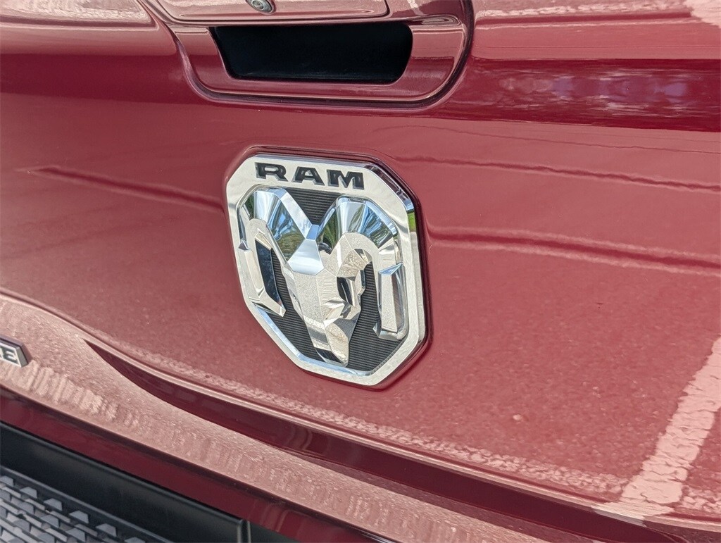 Thumbnail: 2022 RAM 1500 - 9
