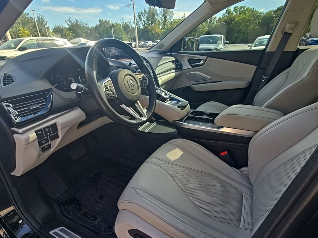 Thumbnail: 2025 Acura RDX - 29