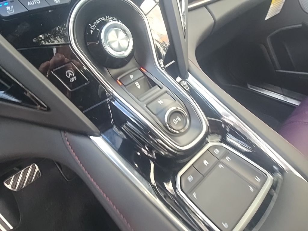 Thumbnail: 2026 Acura RDX - 24