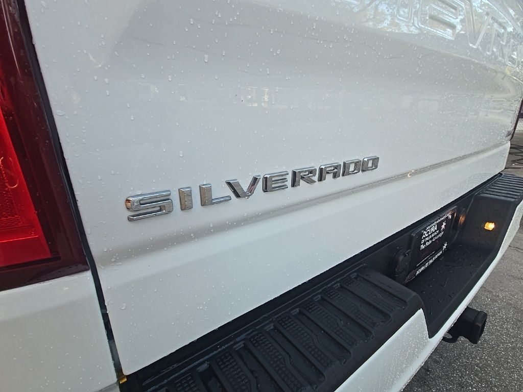 Thumbnail: 2022 Chevrolet Silverado 1500 - 13