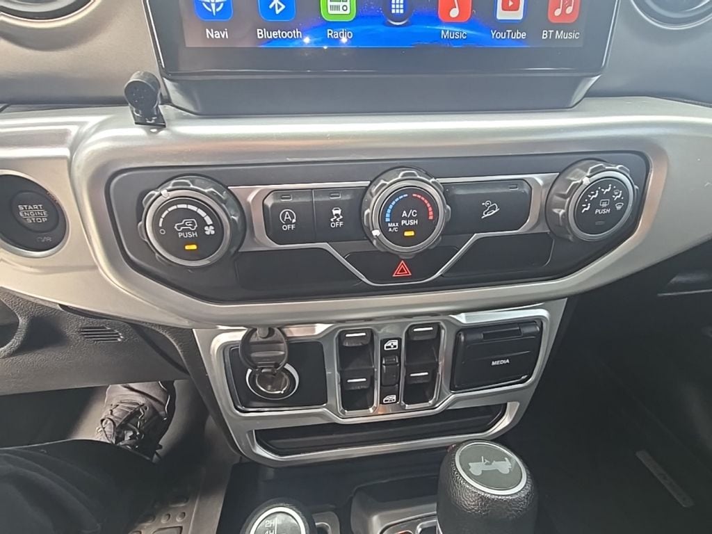 Thumbnail: 2020 Jeep Wrangler - 27