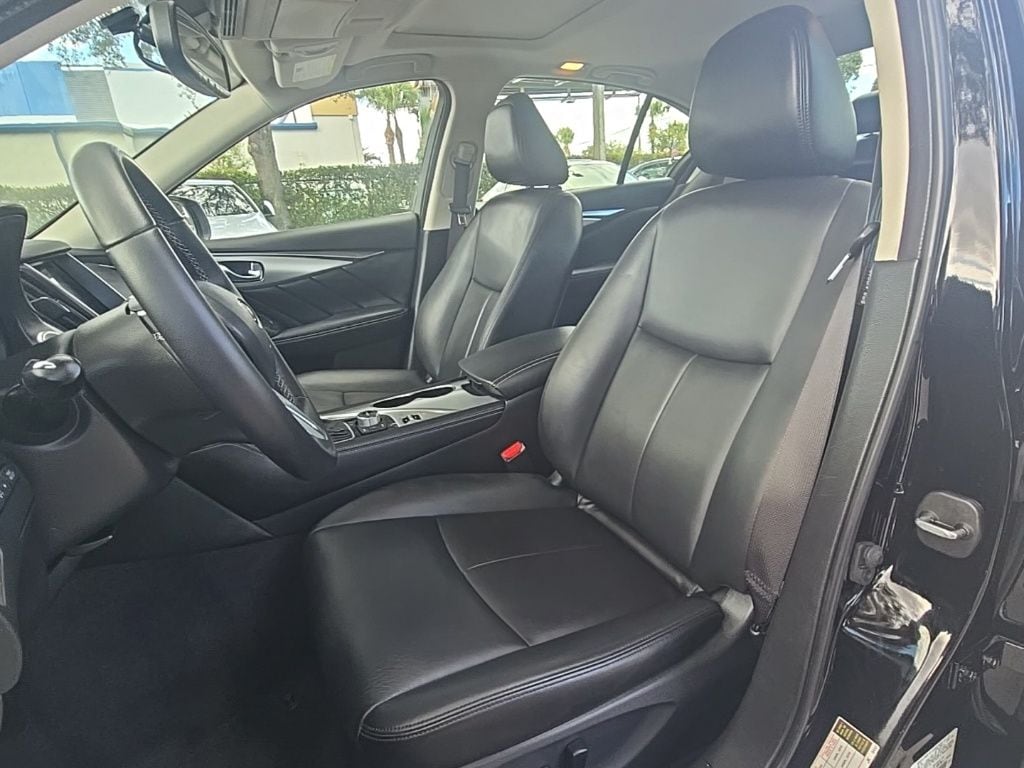 Thumbnail: 2020 INFINITI Q50 - 14