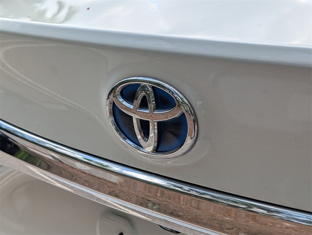 Thumbnail: 2014 Toyota Avalon - 9