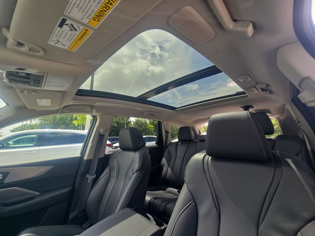 Thumbnail: 2026 Acura MDX - 22