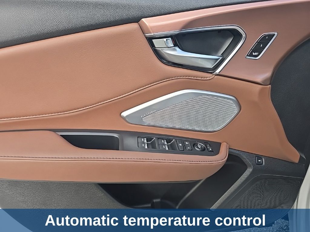 Thumbnail: 2023 Acura RDX - 14