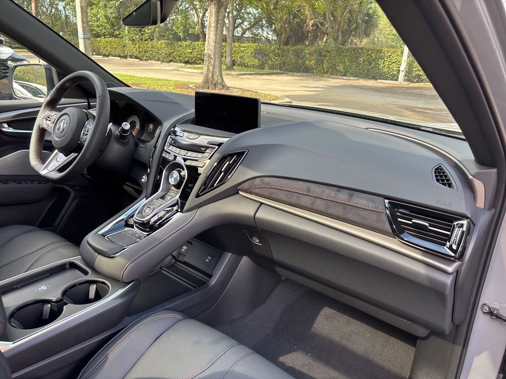 Thumbnail: 2026 Acura RDX - 17