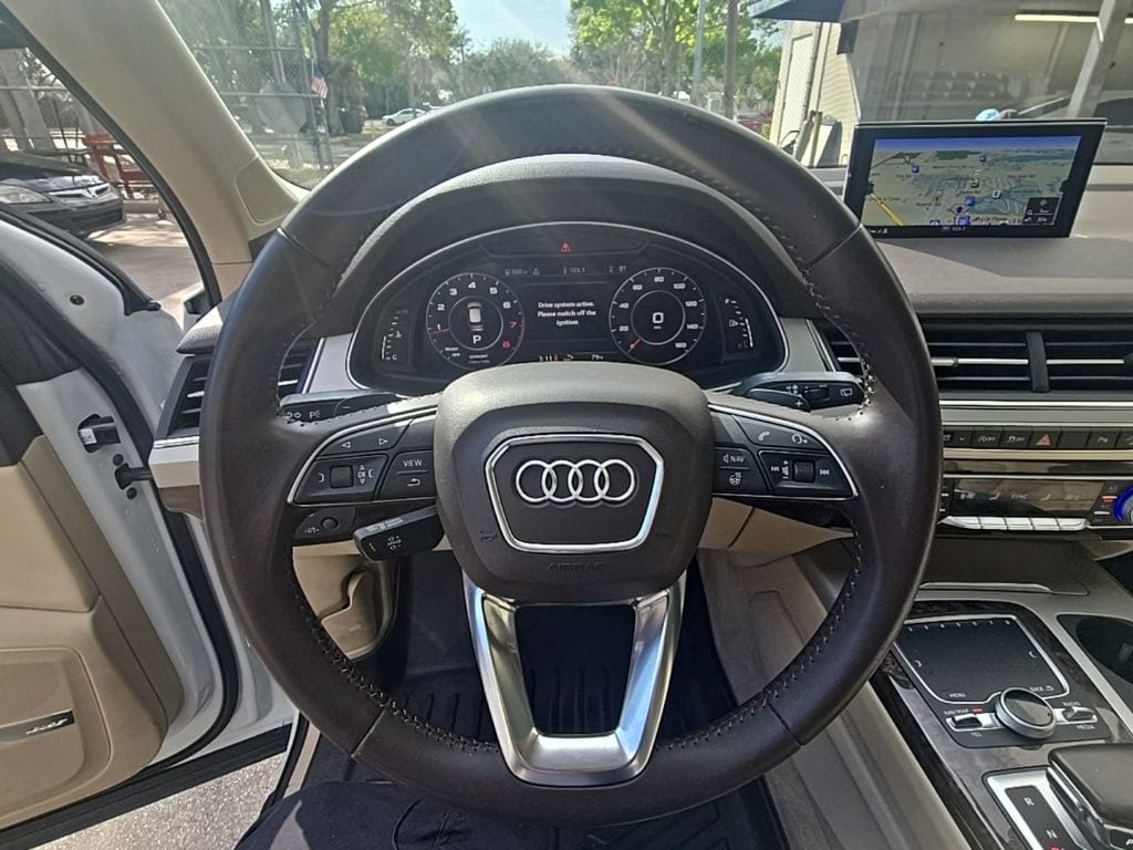 Thumbnail: 2019 Audi Q7 - 18