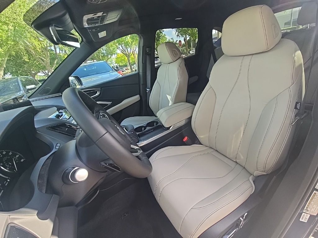 Thumbnail: 2026 Acura RDX - 17