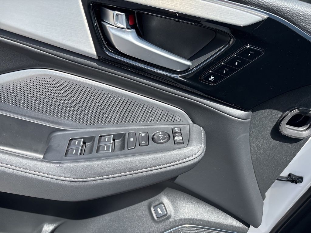 Thumbnail: 2026 Acura MDX - 16