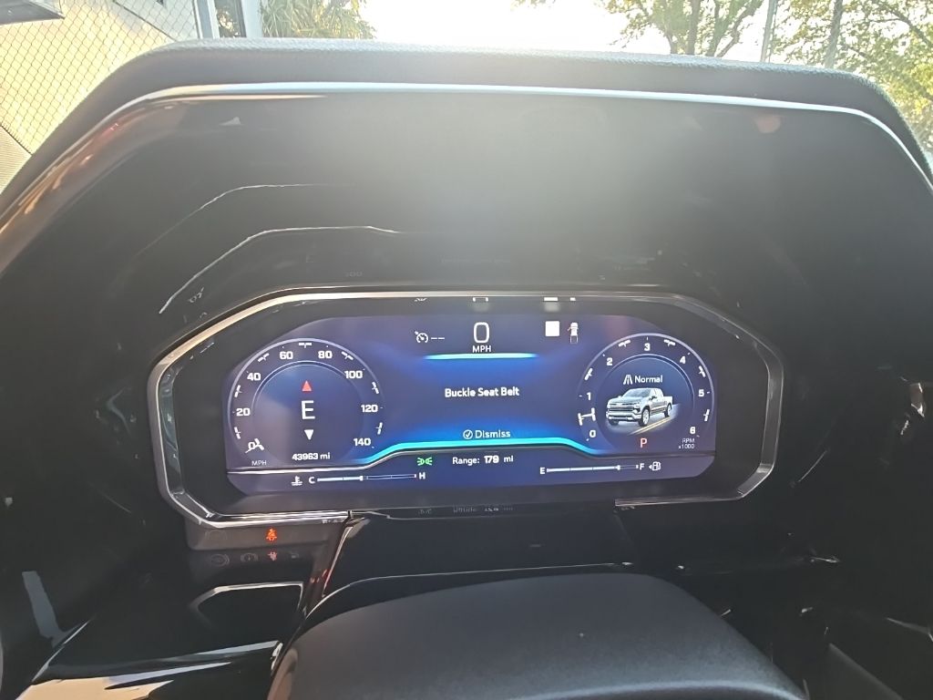 Thumbnail: 2022 Chevrolet Silverado 1500 - 28