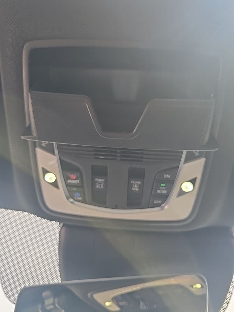 Thumbnail: 2026 Acura RDX - 26