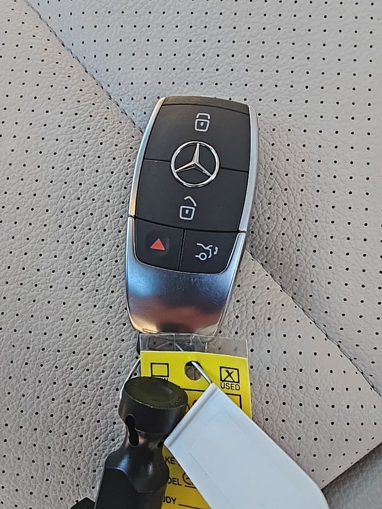 Thumbnail: 2024 Mercedes-Benz GLE - 32