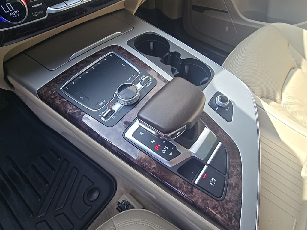 Thumbnail: 2019 Audi Q7 - 23