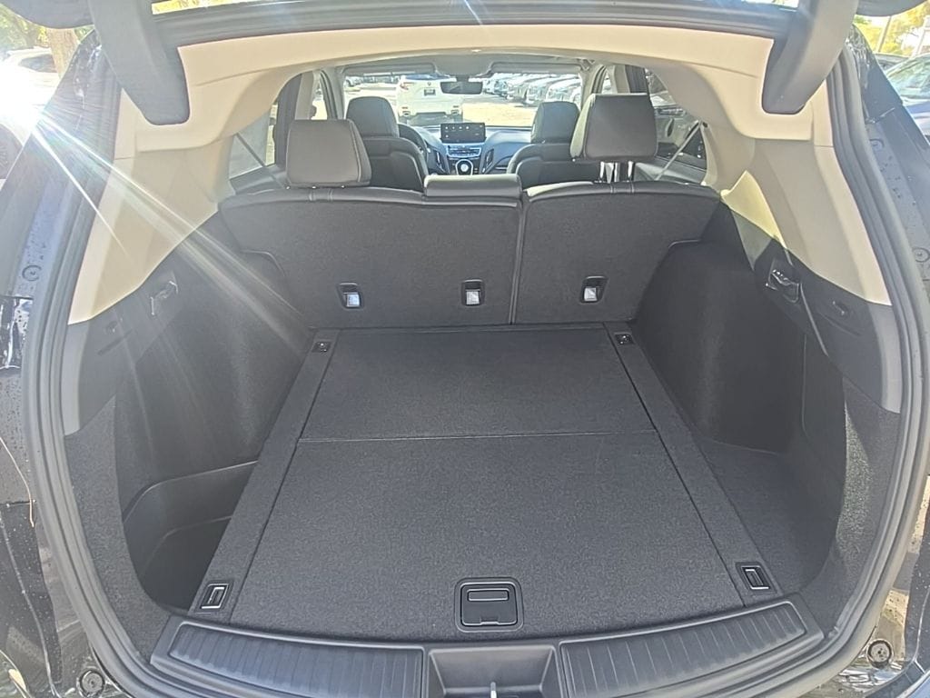 Thumbnail: 2026 Acura RDX - 32