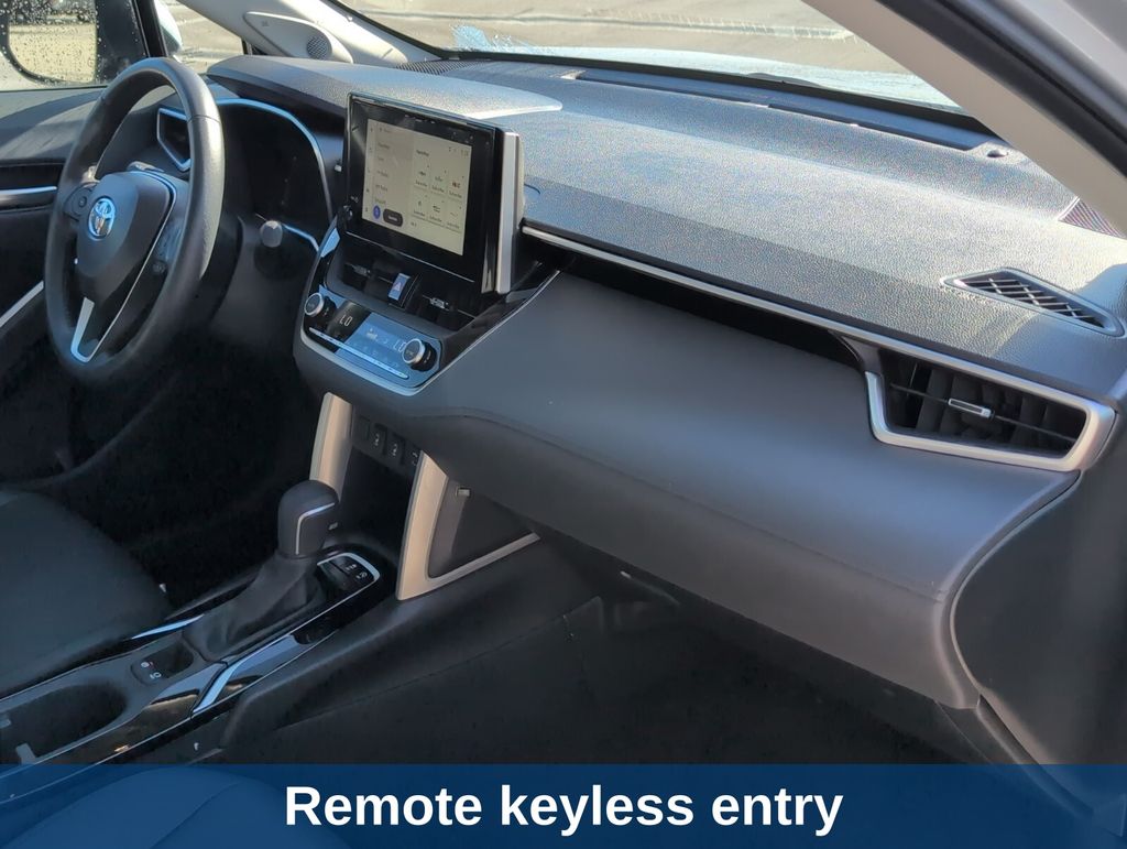 Thumbnail: 2023 Toyota Corolla Cross - 15