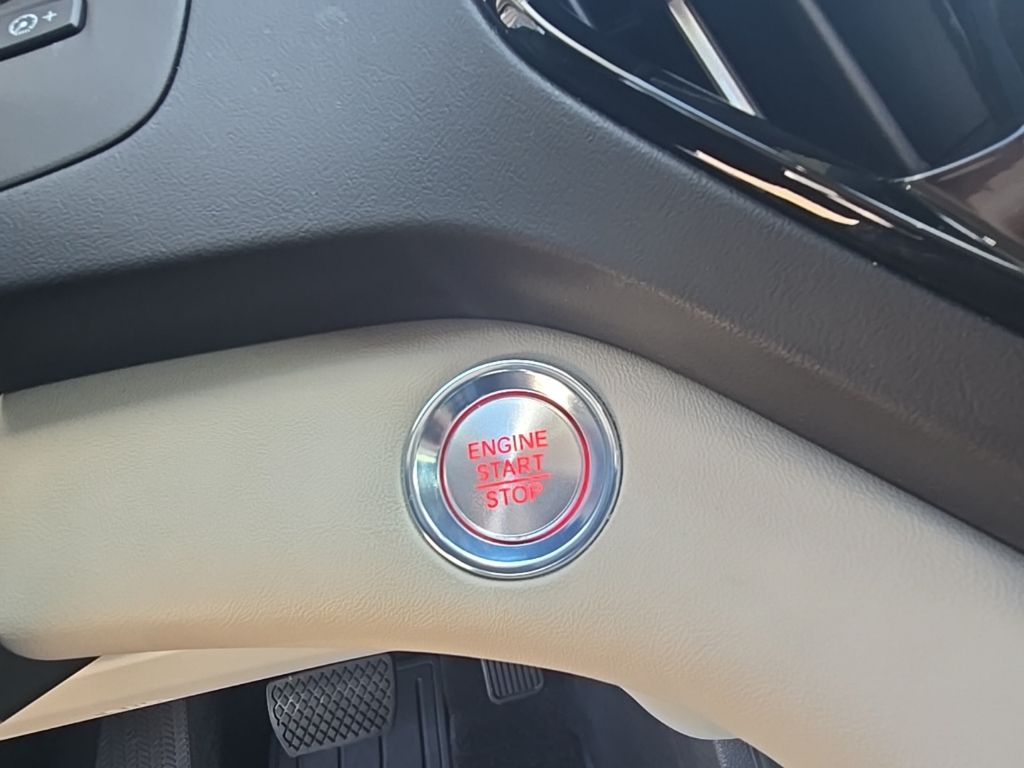 Thumbnail: 2025 Acura RDX - 27