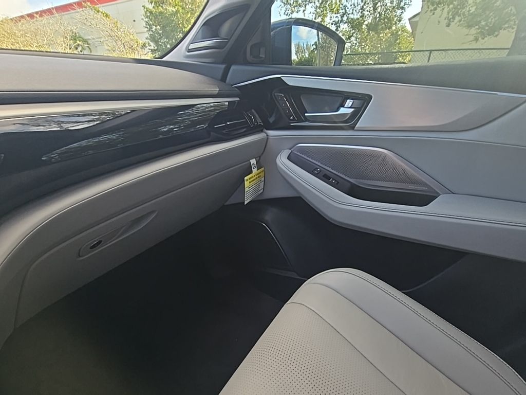 Thumbnail: 2025 Acura MDX - 27