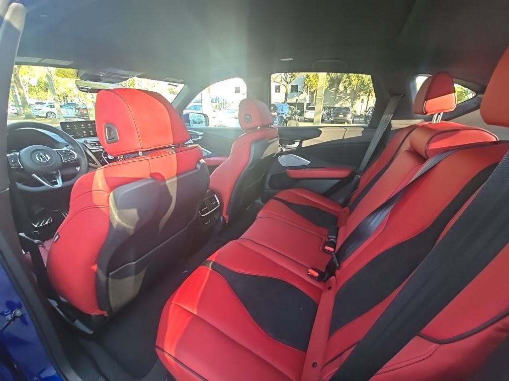 Thumbnail: 2026 Acura RDX - 26