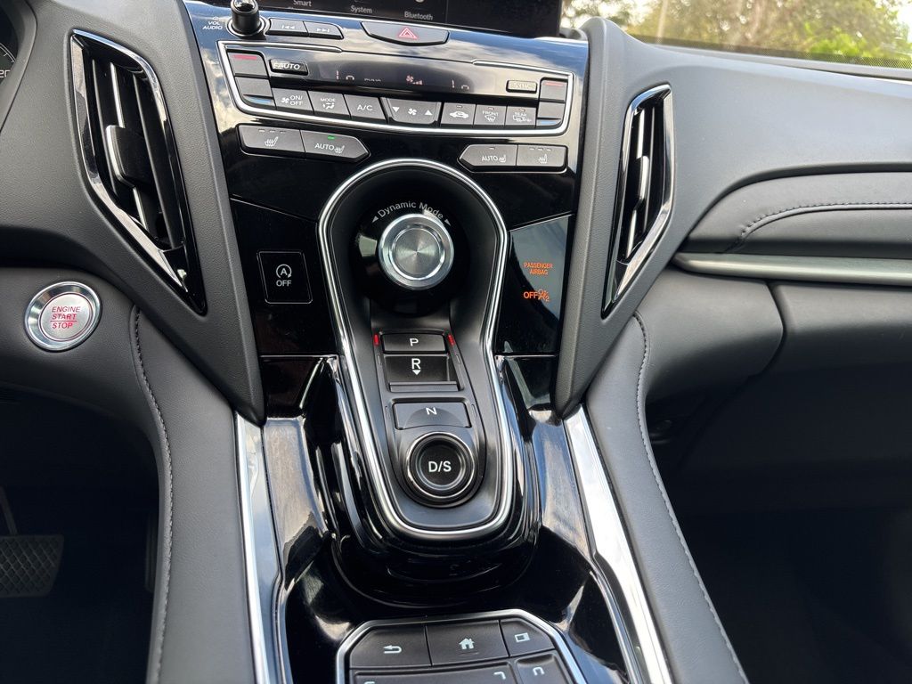 Thumbnail: 2024 Acura RDX - 30