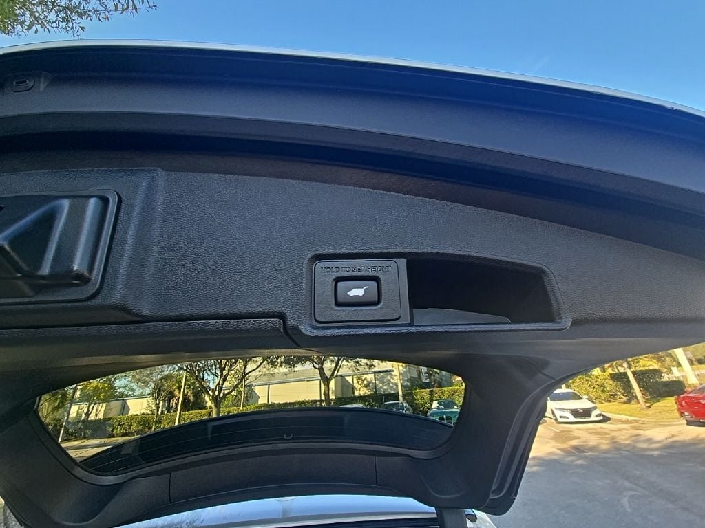 Thumbnail: 2023 Acura RDX - 29