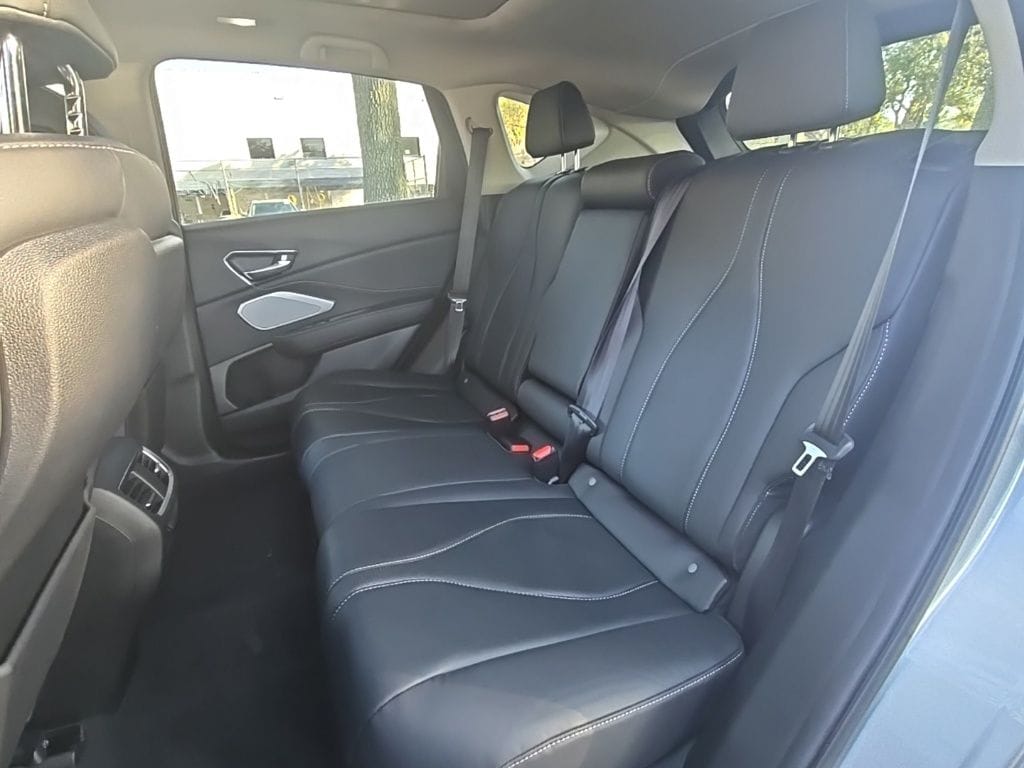 Thumbnail: 2025 Acura RDX - 16