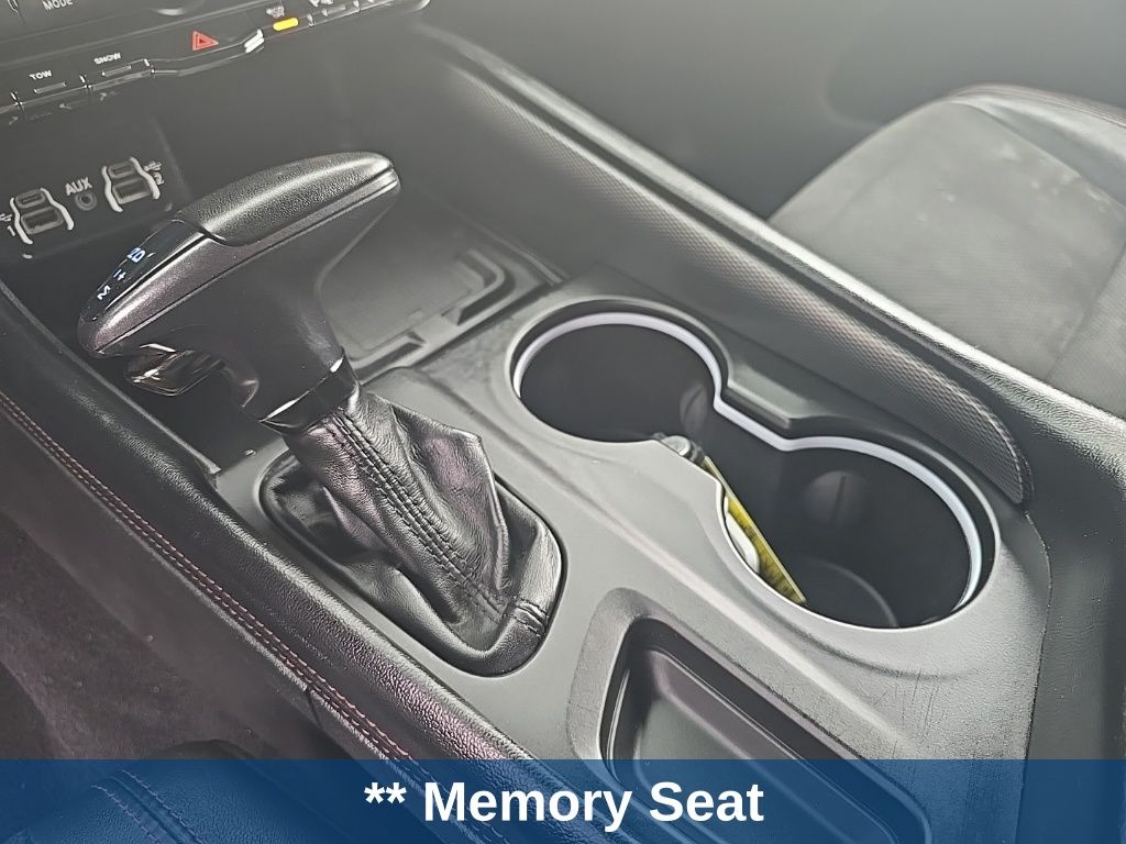 Thumbnail: 2022 Dodge Durango - 20