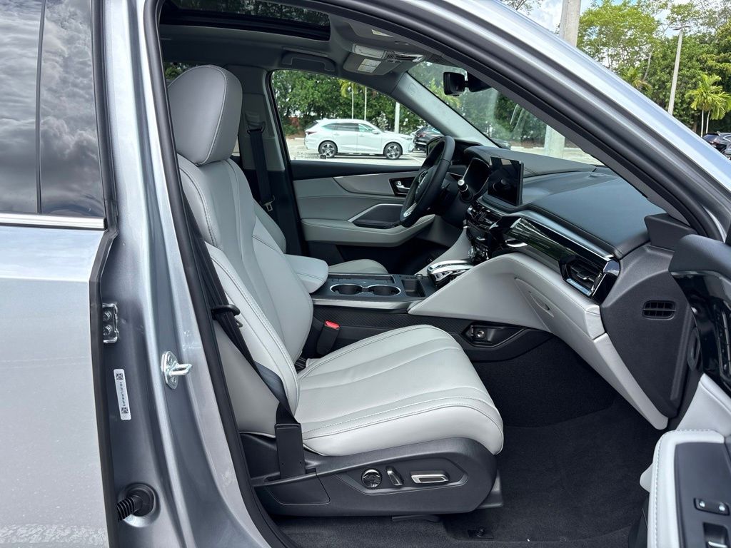 Thumbnail: 2026 Acura MDX - 12