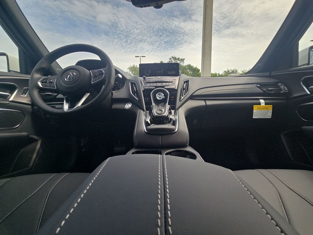 Thumbnail: 2026 Acura RDX - 10