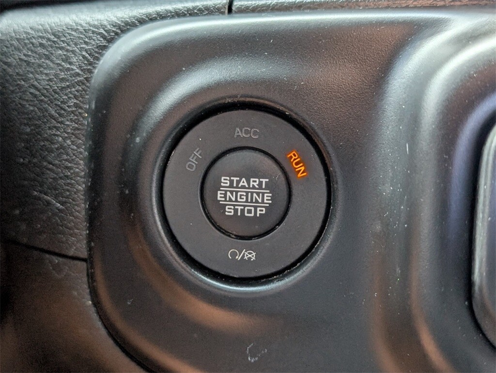 Thumbnail: 2021 Jeep Wrangler - 24