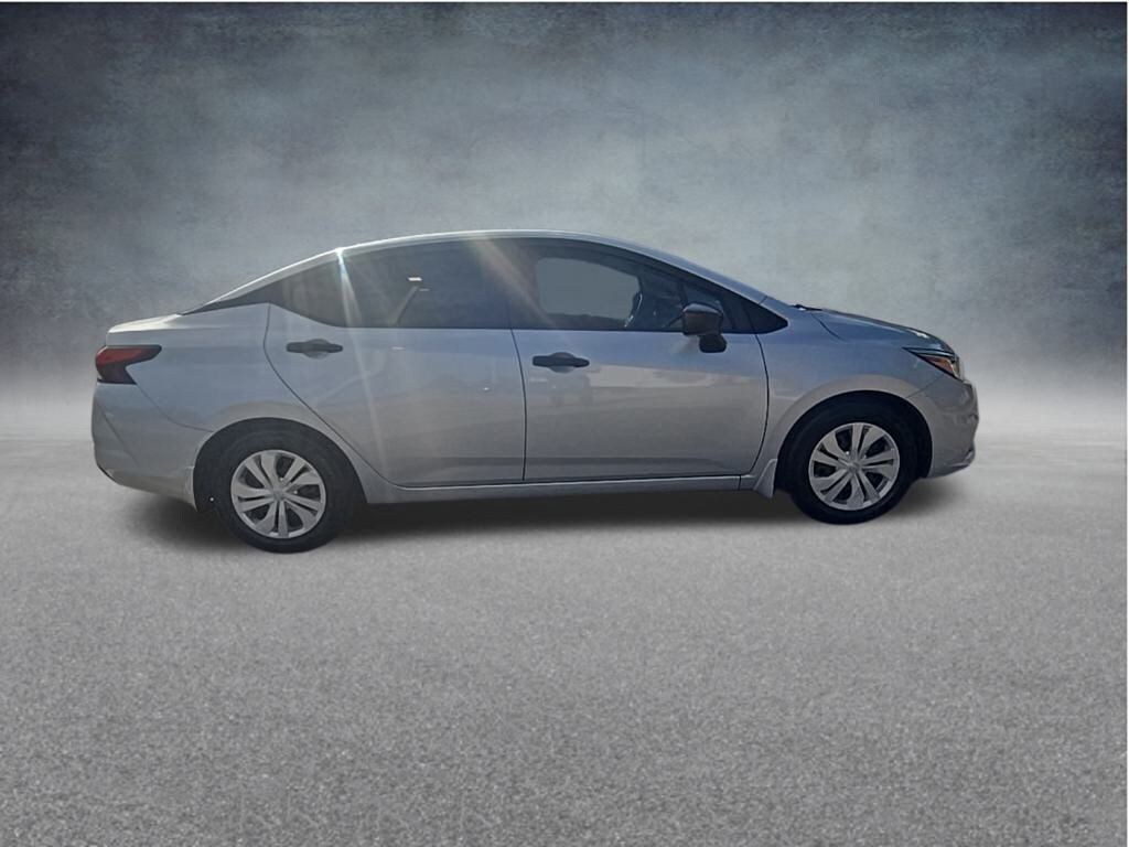 Used 2021 Nissan Versa 1.6 S Sedan