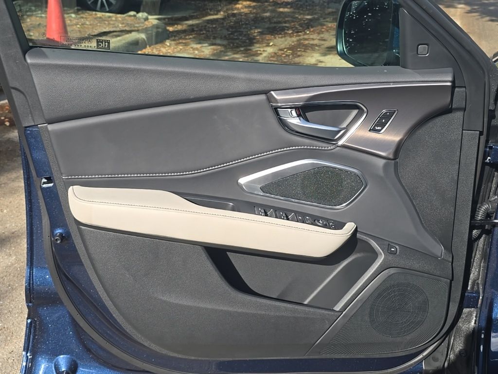 Thumbnail: 2026 Acura RDX - 12