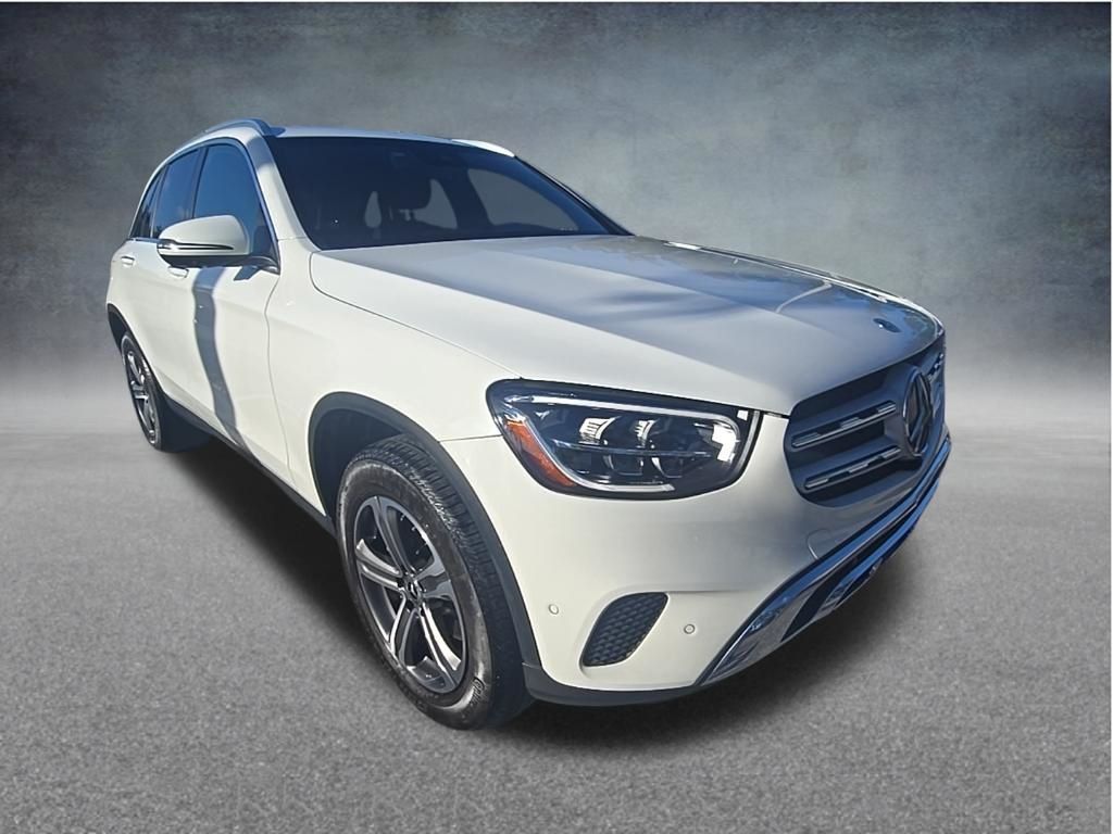 Thumbnail: 2022 Mercedes-Benz GLC - 3