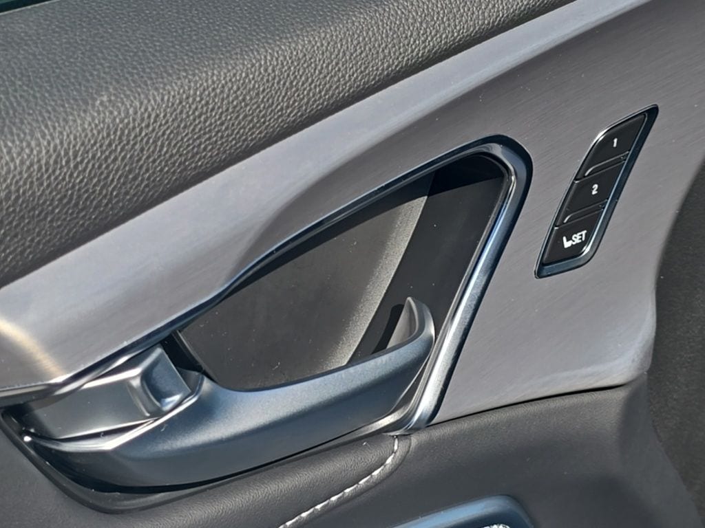 Thumbnail: 2026 Acura RDX - 15