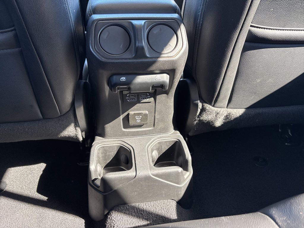 Thumbnail: 2021 Jeep Gladiator - 24