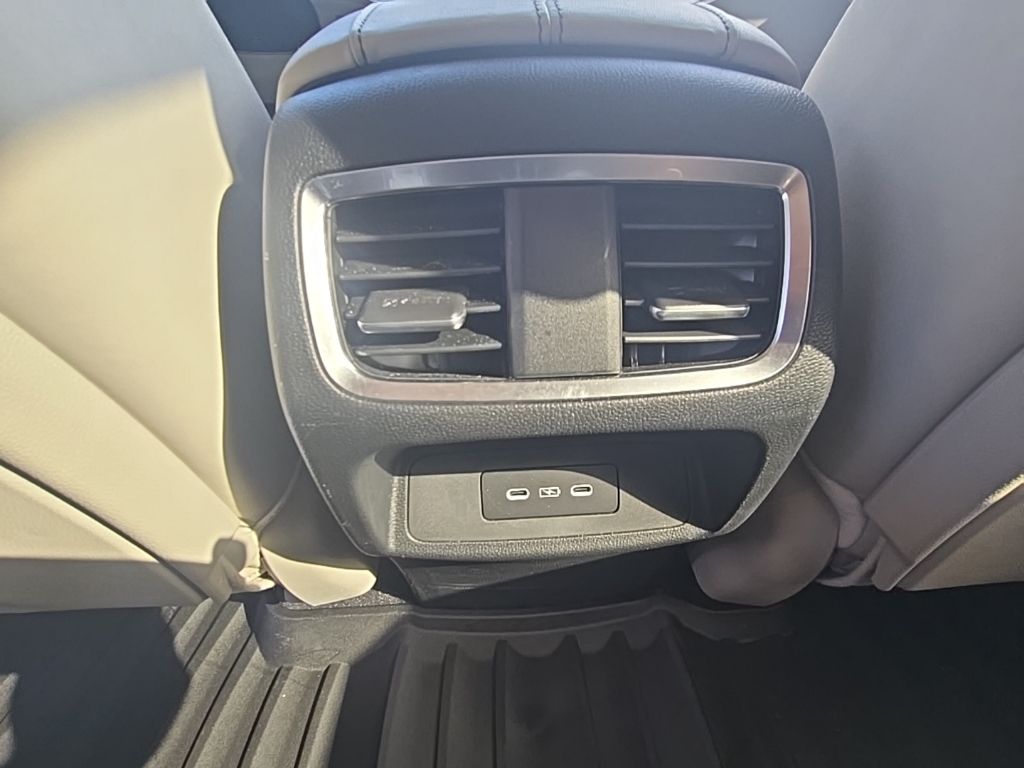 Thumbnail: 2025 Acura RDX - 35