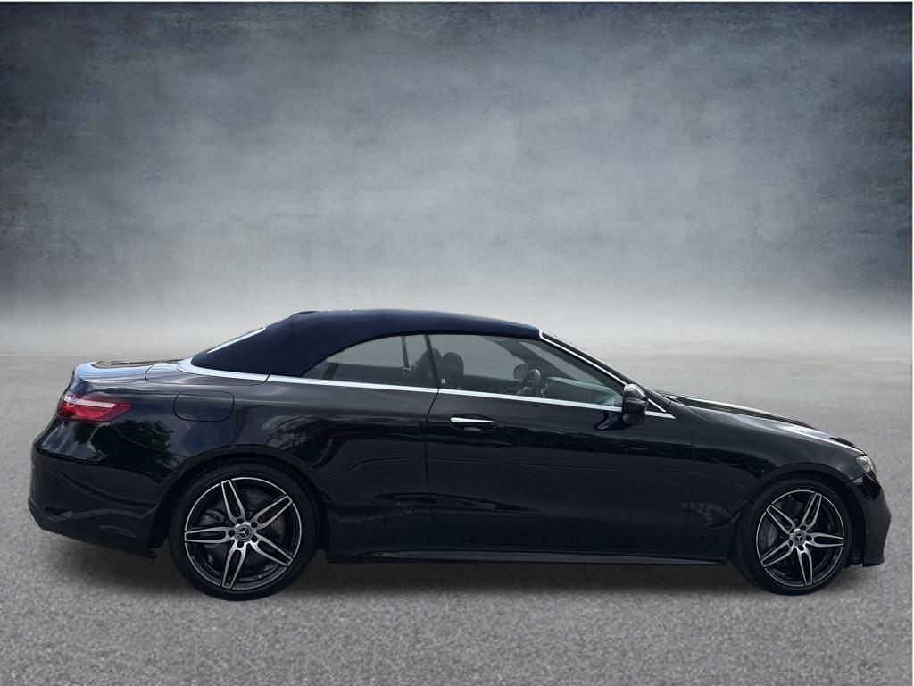 Thumbnail: 2020 Mercedes-Benz E-Class - 6