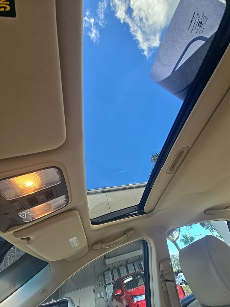 Thumbnail: 2004 Acura TL - 41