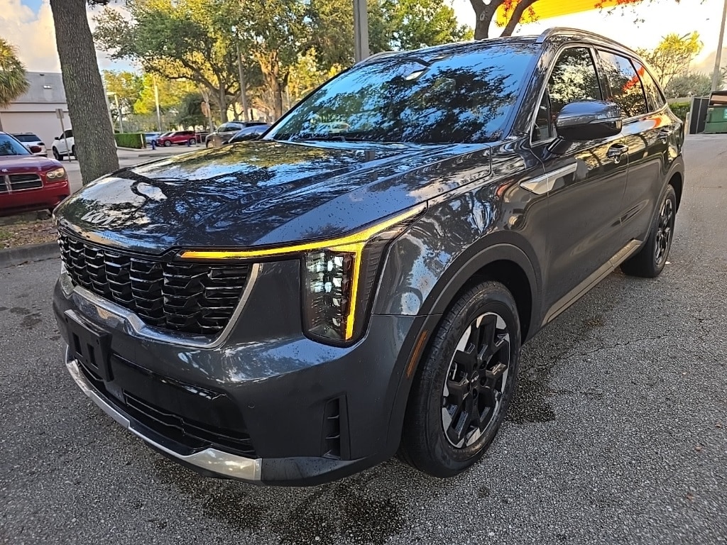 Used 2024 Kia Sorento S SUV