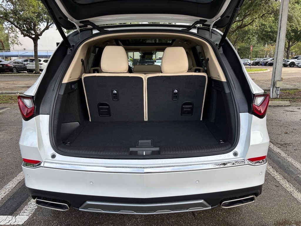 Thumbnail: 2026 Acura MDX - 22
