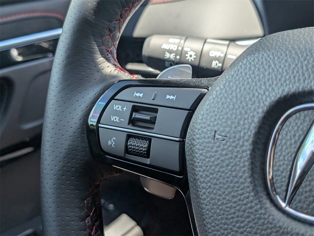 Thumbnail: 2025 Acura ADX - 22