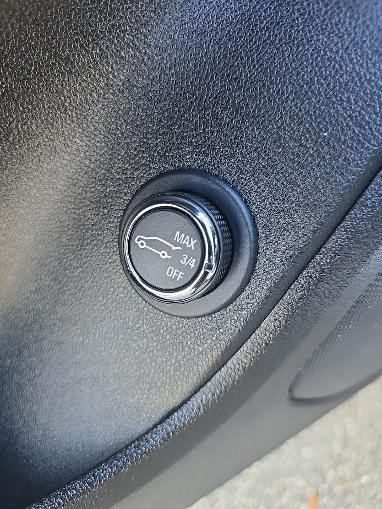 Thumbnail: 2023 Chevrolet Blazer - 25