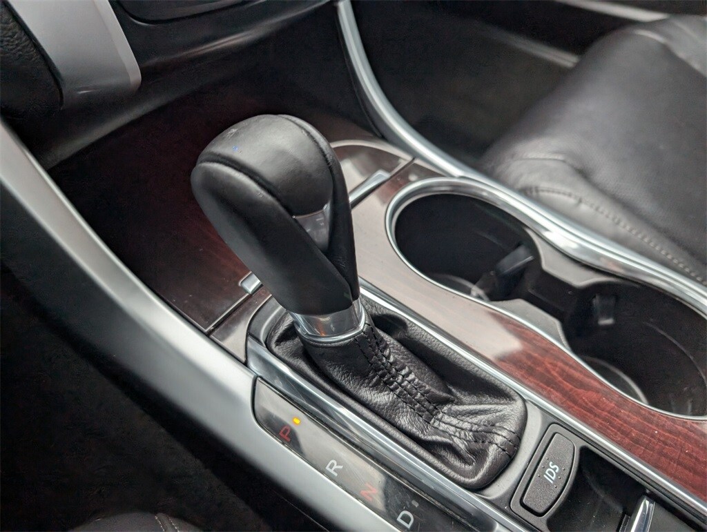 Thumbnail: 2015 Acura TLX - 24