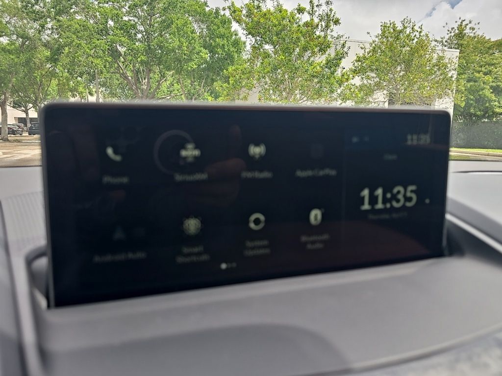 Thumbnail: 2026 Acura RDX - 19