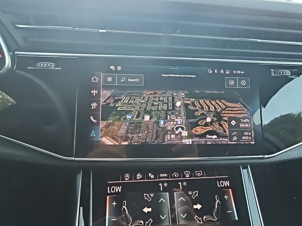 Thumbnail: 2025 Audi SQ7 - 17